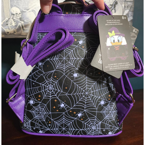 2022 Loungefly Disney Daisy Duck Halloween Witch Backpack - Picture 6 of 10